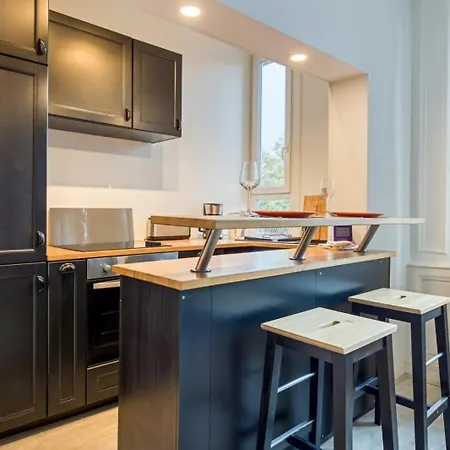 Flaubert Avec Parking Idéal Au Cœur Du Centre-ville Apartamento