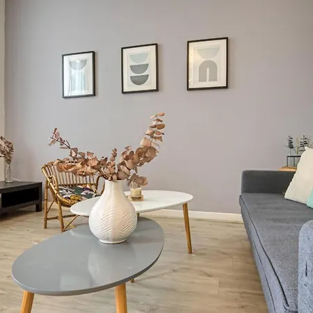 Flaubert Avec Parking Idéal Au Cœur Du Centre-ville *