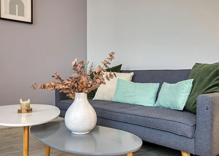 Flaubert Avec Parking Idéal Au Cœur Du Centre-ville *