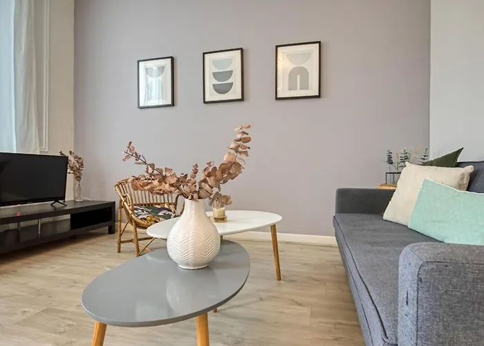 Flaubert Avec Parking Idéal Au Cœur Du Centre-ville *